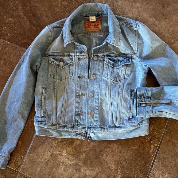 Levi jacket - Picture 1 of 2
